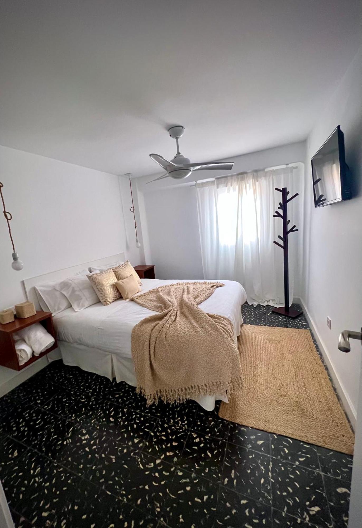 Piso Centrico Y Cerca De La Playa. Apartment *
